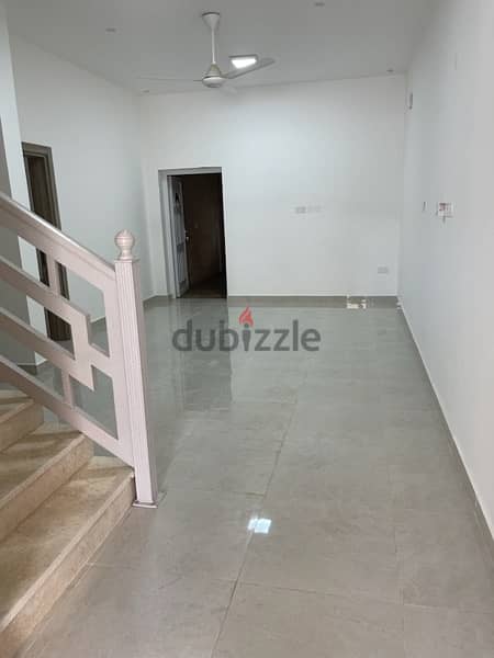 5+1 Villa in Al Mahaj Al Amirat - New 11