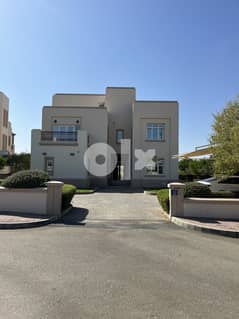 Spacious five bedroom villa in Muscat Hills.