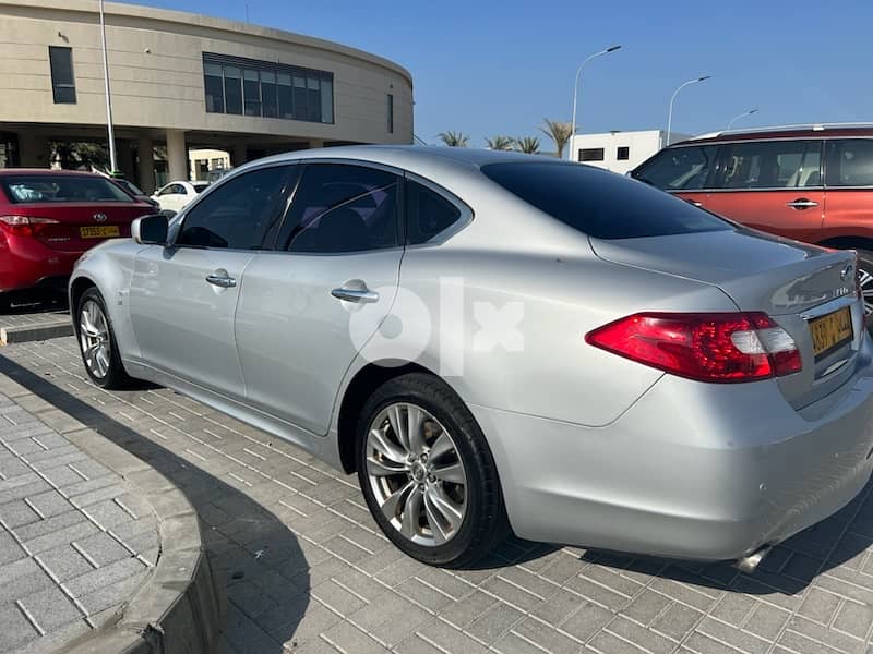 Infiniti Q70 Gulf Specs Without Accidents Low Mileage 2