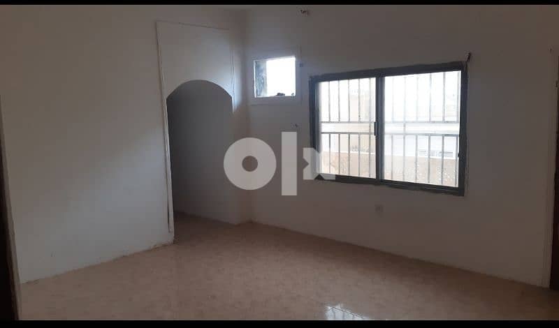 flat for rent in second floor old building with a. c 2 bedroom haal 8