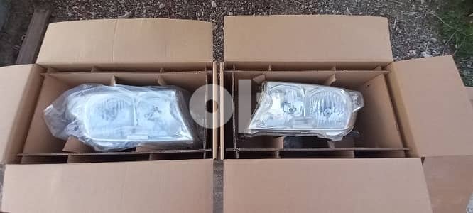 Toyota Land Cruiser 2009 Headlight