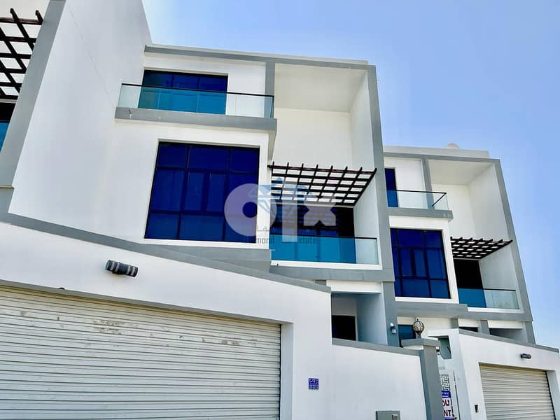 #REF893  Luxury 4 Bedrooms + Private Pool Villa for Rent in MQ 0