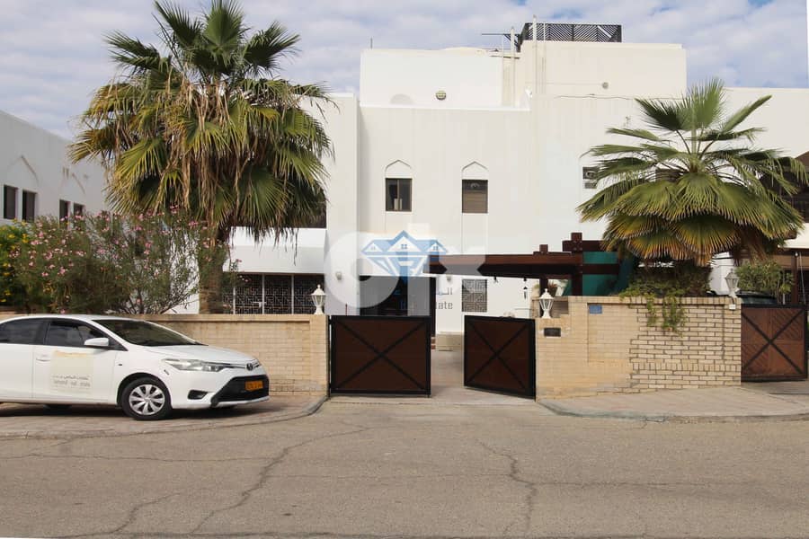 #REF894  Beautiful 3BR Villa for Rent in Qurum 0