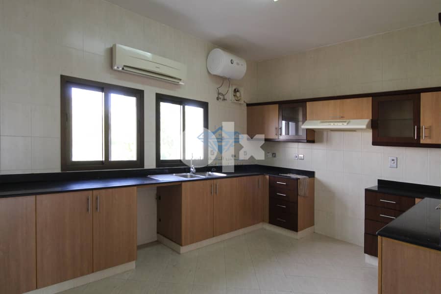 #REF894  Beautiful 3BR Villa for Rent in Qurum 5