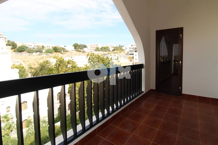 #REF894  Beautiful 3BR Villa for Rent in Qurum 14