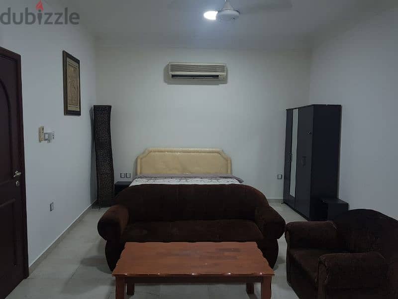 استوديو للإيجار في  العذيبة Furnished Studio for rent in Al-aziba 4