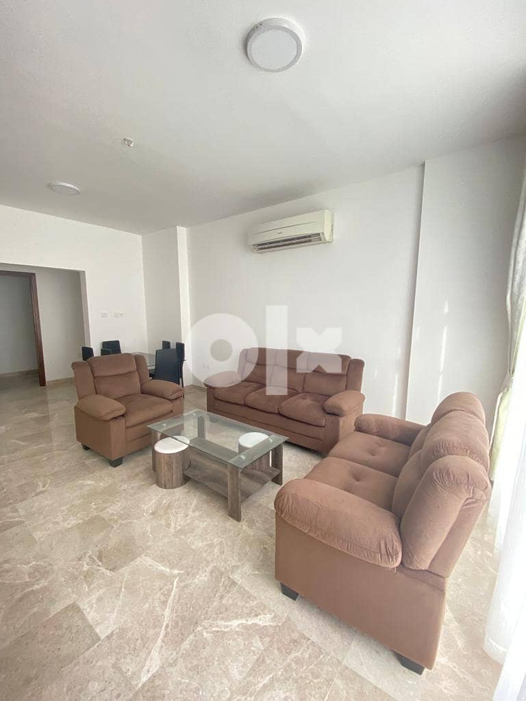 A fully furnished apartment for monthly rent in Al Qurum, consisting o 6