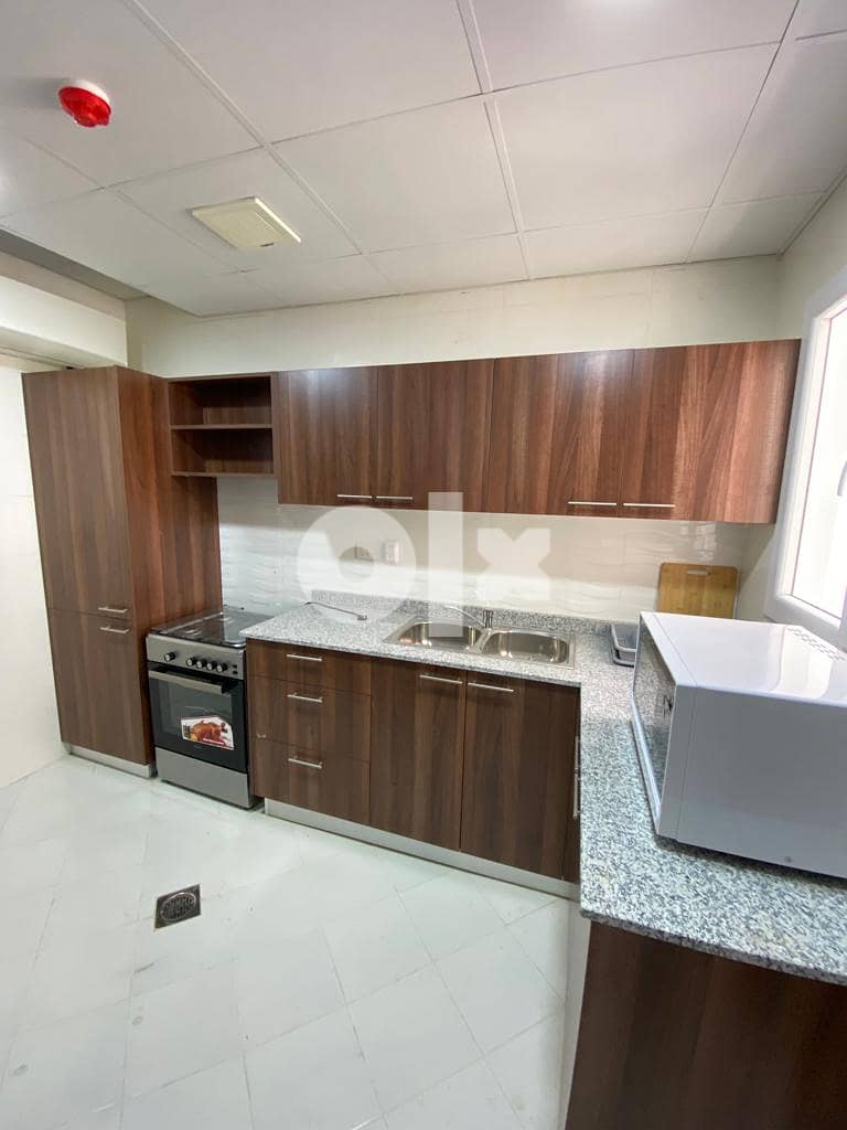 A fully furnished apartment for monthly rent in Al Qurum, consisting o 8