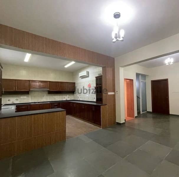 3+1bhk at Qurum heights PDO area 2