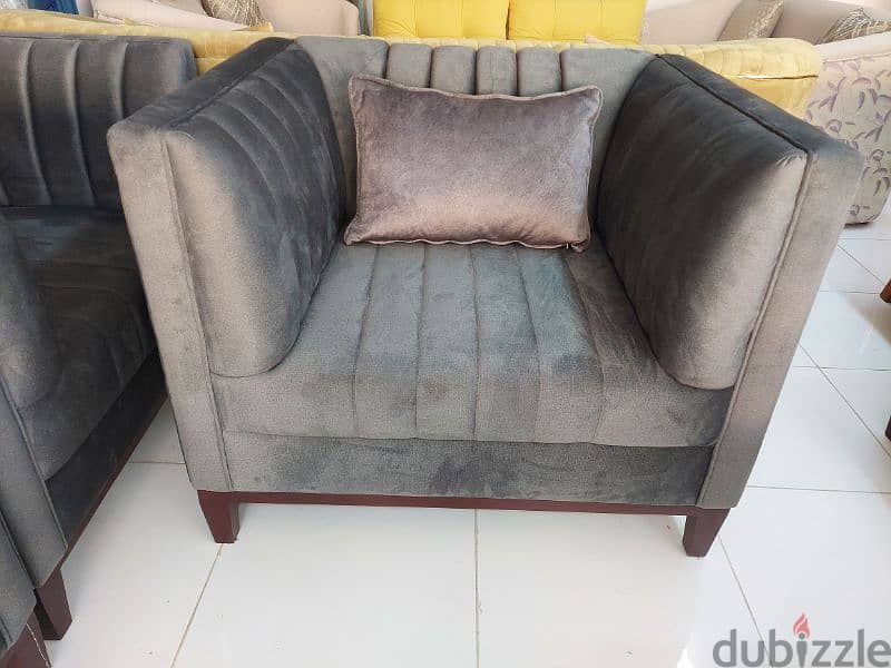 special offer new sofa 8th seater with table  320 rial. 2