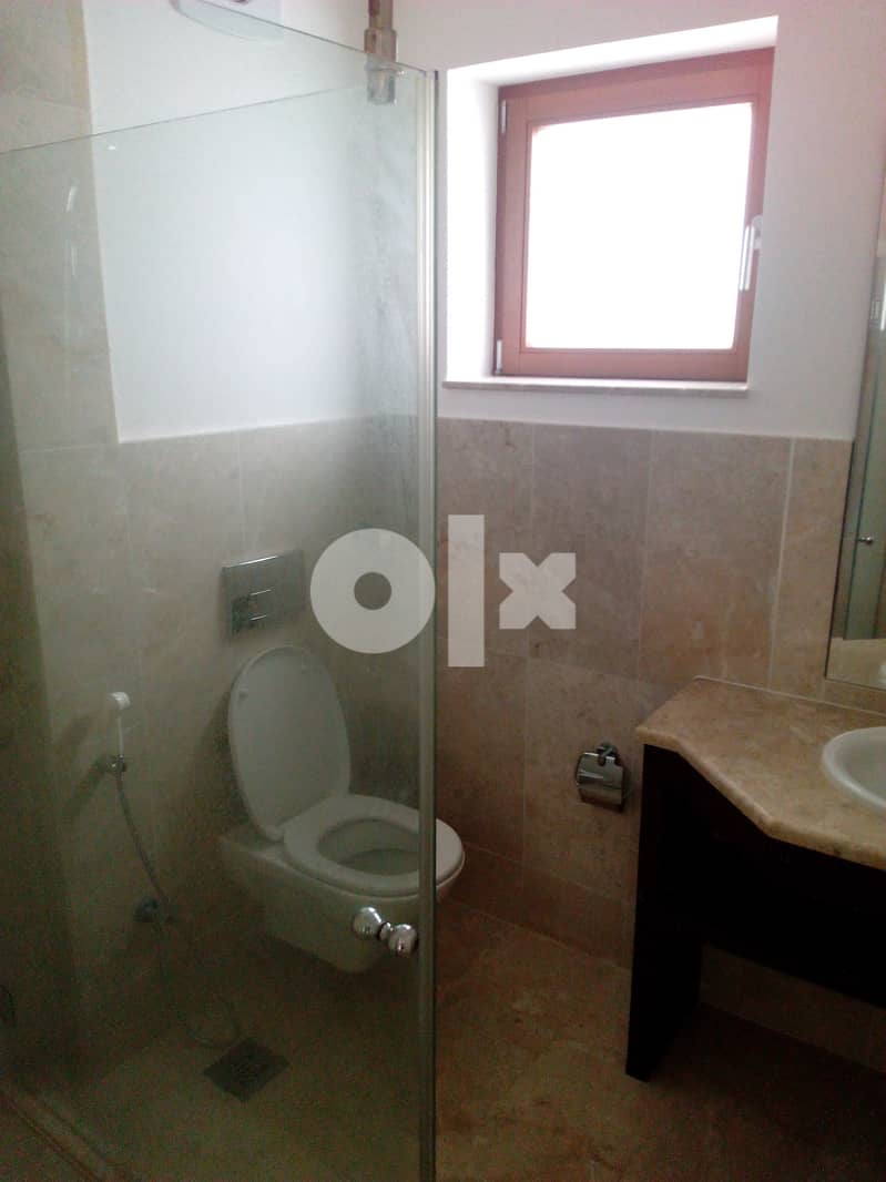 2 bedroom in Jebel Sifah for Rent 5