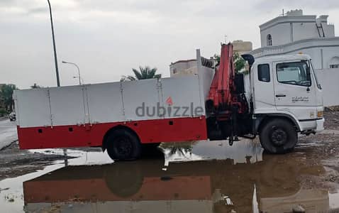 يتوفر لدينا شاحنة(ھیاب) كرين للأيجار Hiab crane Truck ((95688045))))