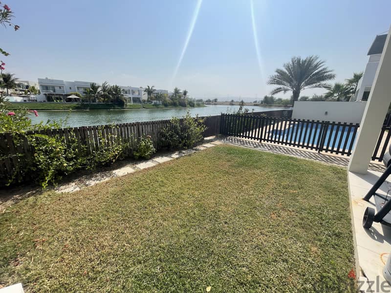 Scenic 5 Bedroom Lake Front Villa with Private Pool in Al Mouj 11