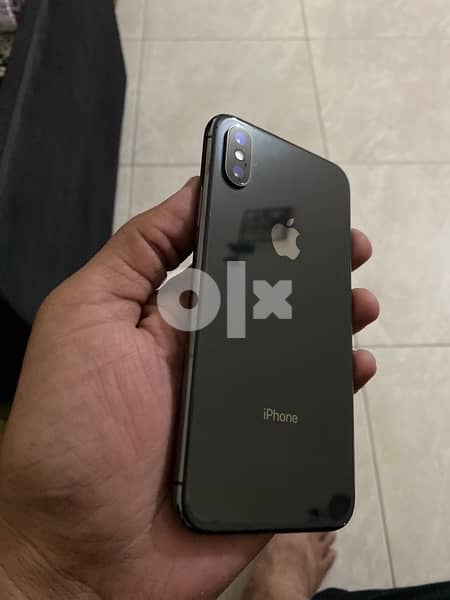 iPhone XS 256GB Space Grey. Neat and clean phone. 2