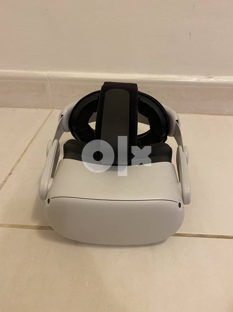 Oculest Quest 2 VR/Virtual reality headset 156gb + new headstrap + cab 0