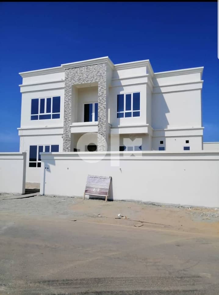 A brand new spacious  villa for sale in abu nakhal 1