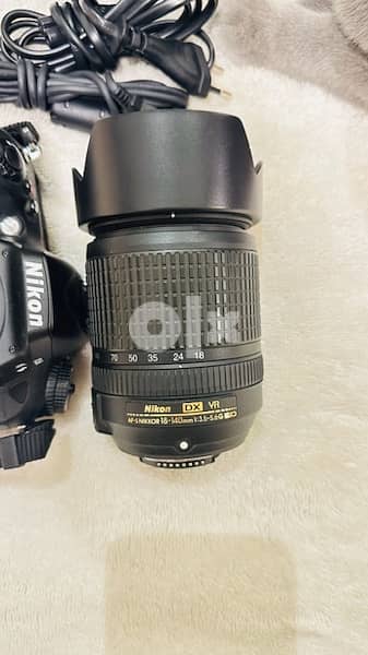 Nikon D7100 DSLR Camera with lens  18-140mm.  with accessories 5