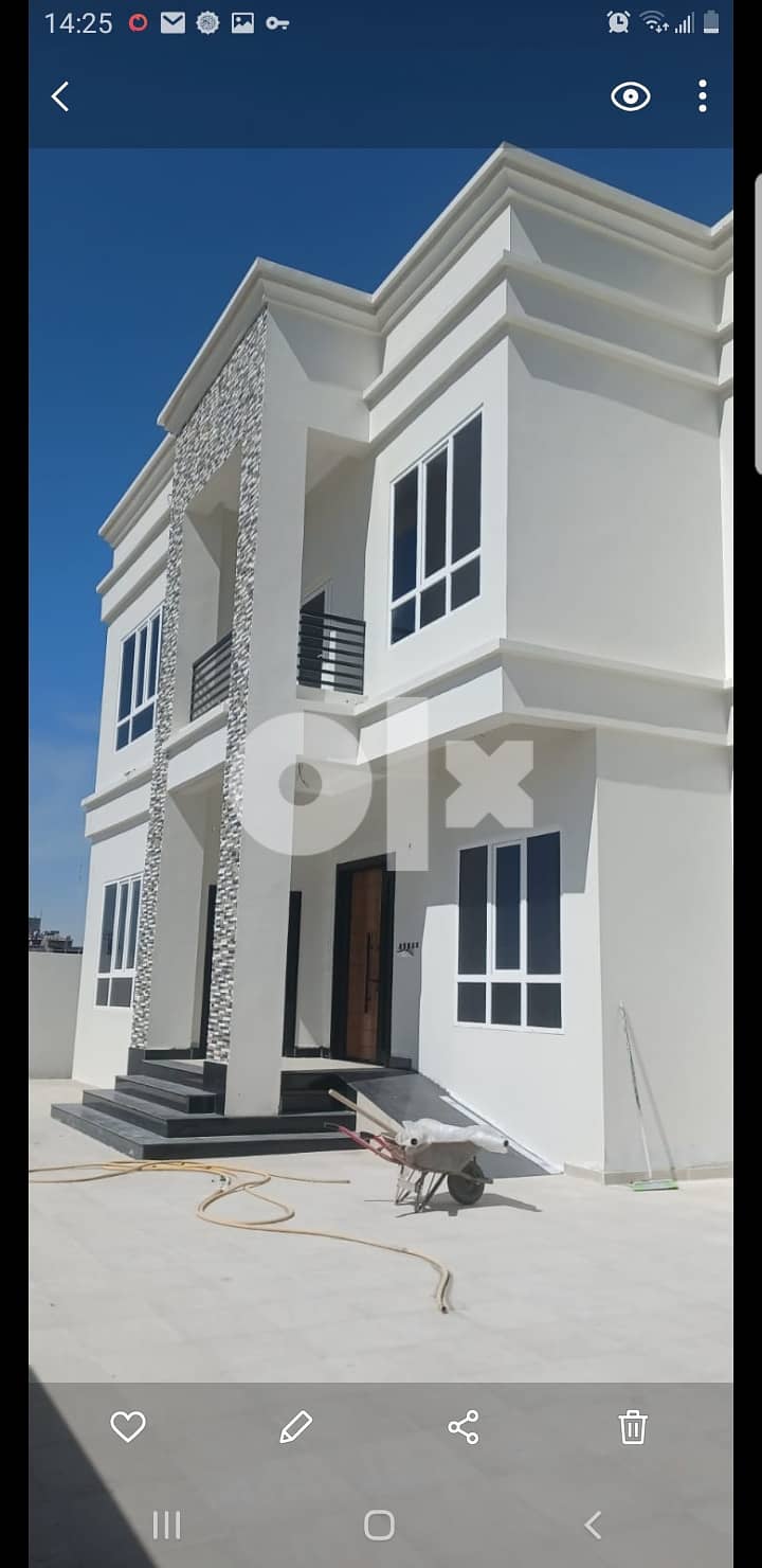 A brand new spacious  villa for sale in abu nakhal 4