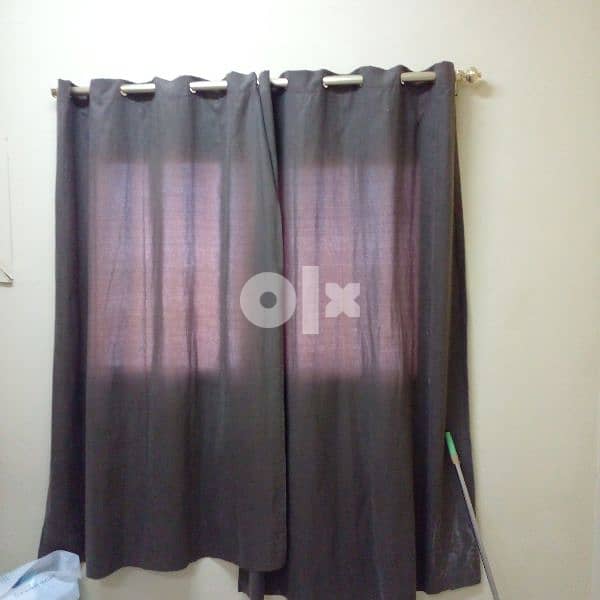 Window Curtain for sale good condition 4