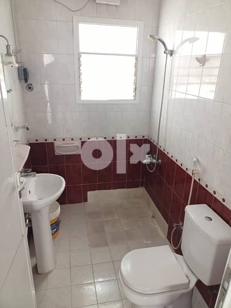 شقه الخوير 1bhk flat in alkuwair 33 4