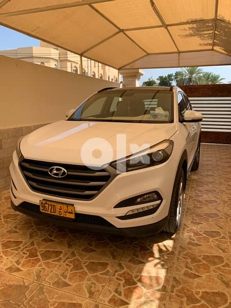 Hyundai Tucson 2016 White 1