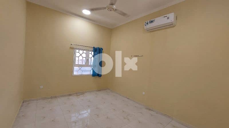 4bhk villa for rent falaj Al qabial 7