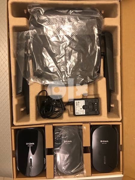 almost new D-link ac3000 home mesh kit + additional DRA 1360 1