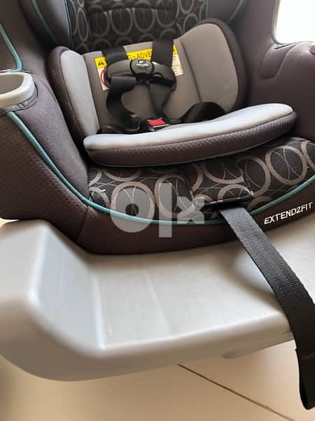 graco extend2fit car seat (0-6 years ) 2