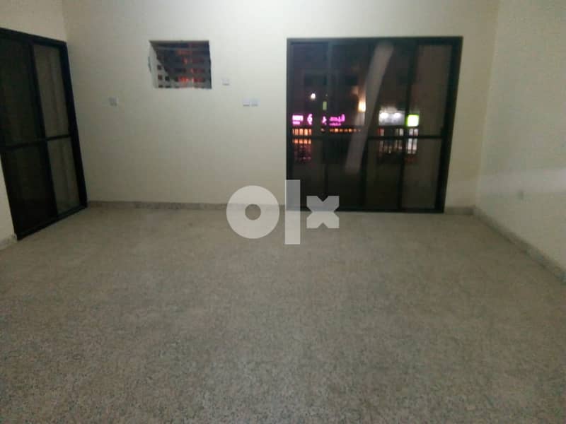 شقة 3 غرف واسعة بالخويرSpacious 3 bedroom apartment in Al Khuwair 14