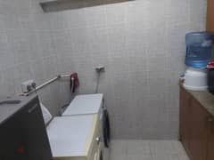 Room available for only girls attched wash room,in alkhweir (jollibie)