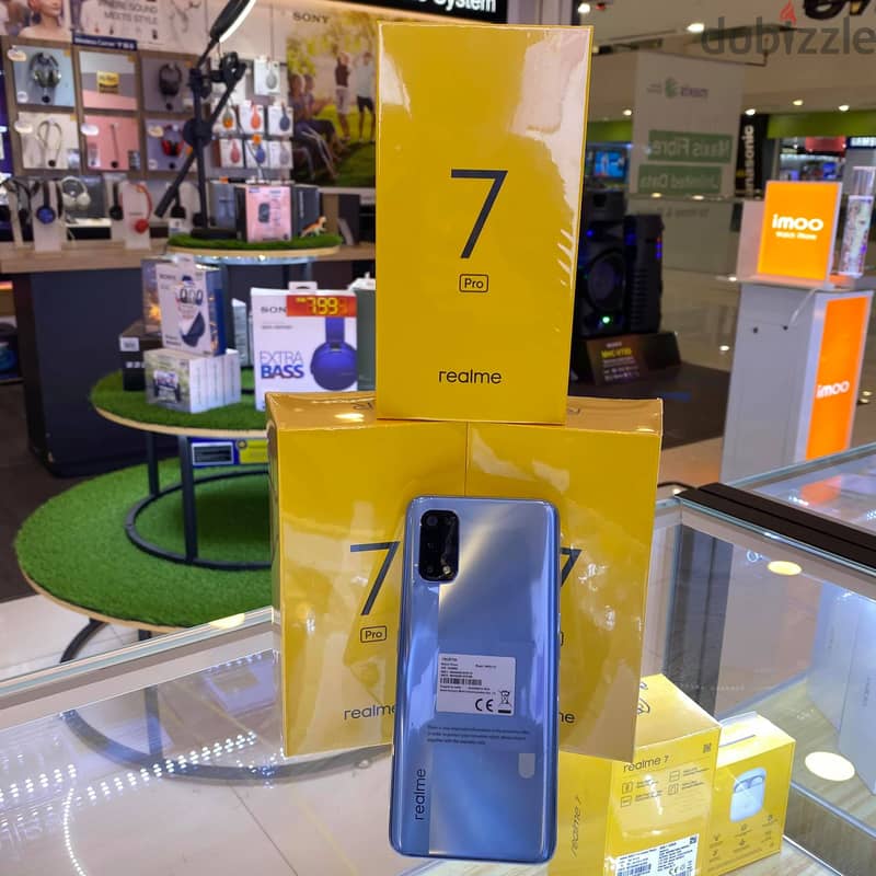 Brand New Realme 7 Pro 128gb  Whatsapp :(+44), 7887, 016, 299 1