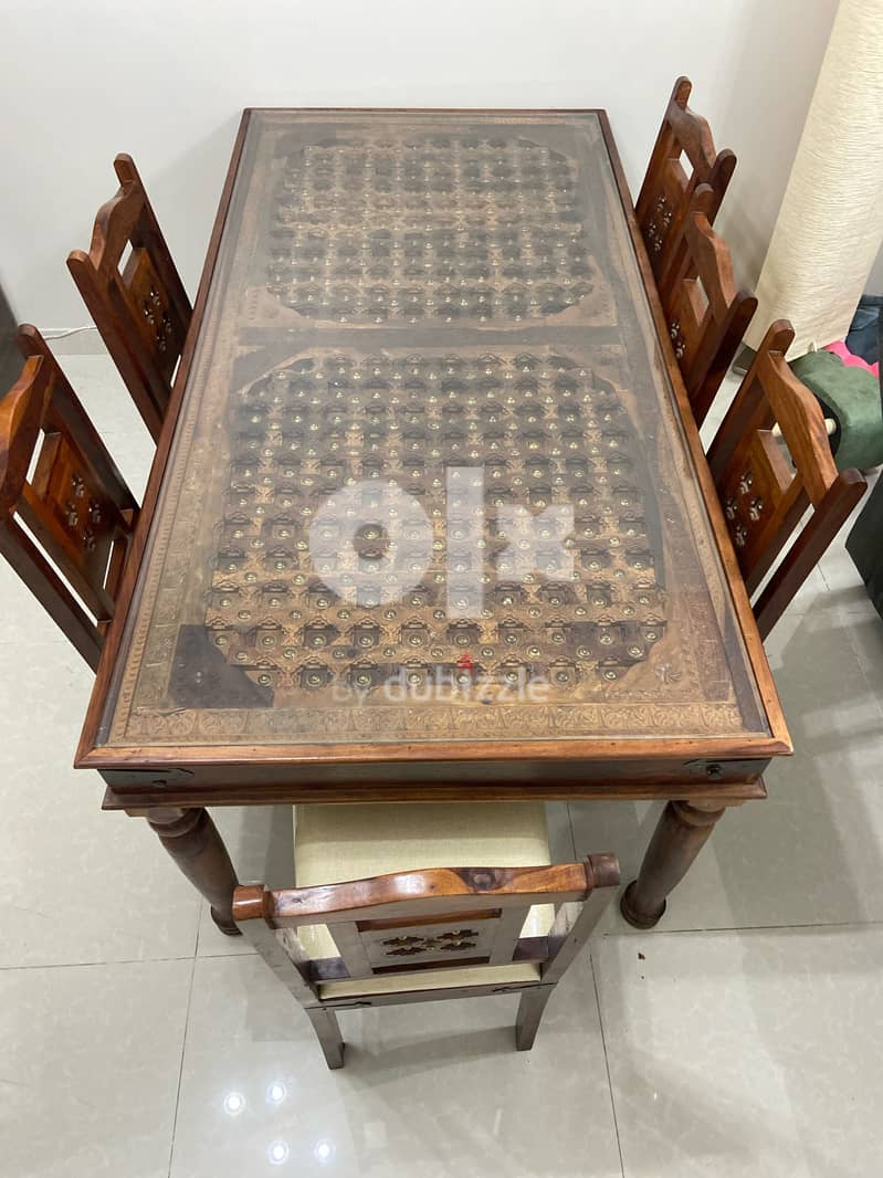 Solid wood 6 seater dining table 1