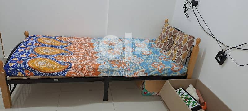 used steel  single bed for  urgent sale 0