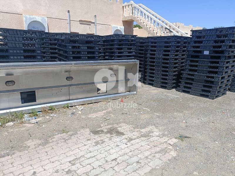 USED PLASTIC PALLETS FOR SALE 2