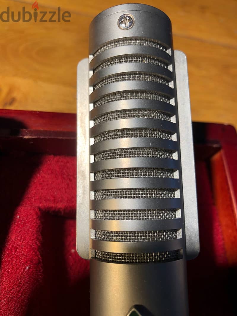 Ribbon Microphone from Royer Labs 1
