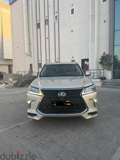 للبيع لكزس LX570 2017 Super Sport بهوان بحالة ممتازة