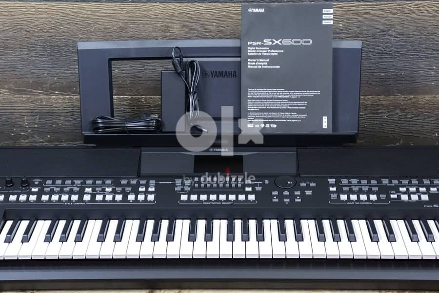 New Yamaha PSR-SX600 Digital Keyboard 61-Key 3