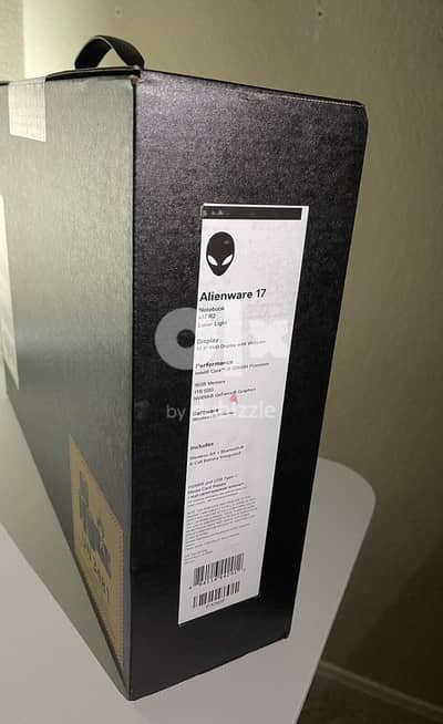 New Alienware X17 R2  i9 12900H Original Gaming Laptop