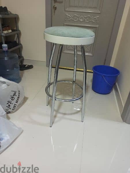 Very good quality stool chair (rotating) 0