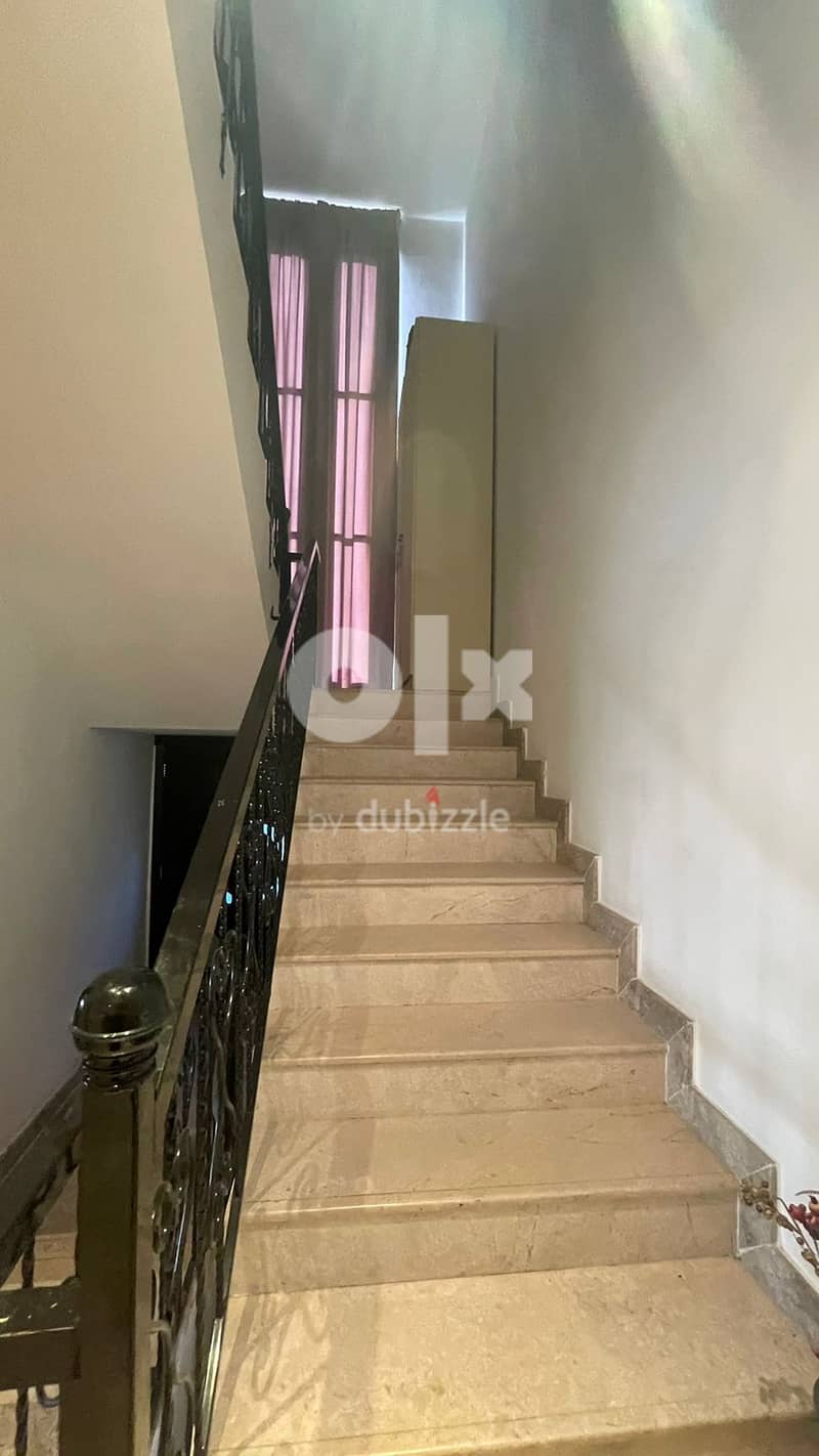 بيت للايجار بموقع جميل في القرم House for rent in a beautiful location 9