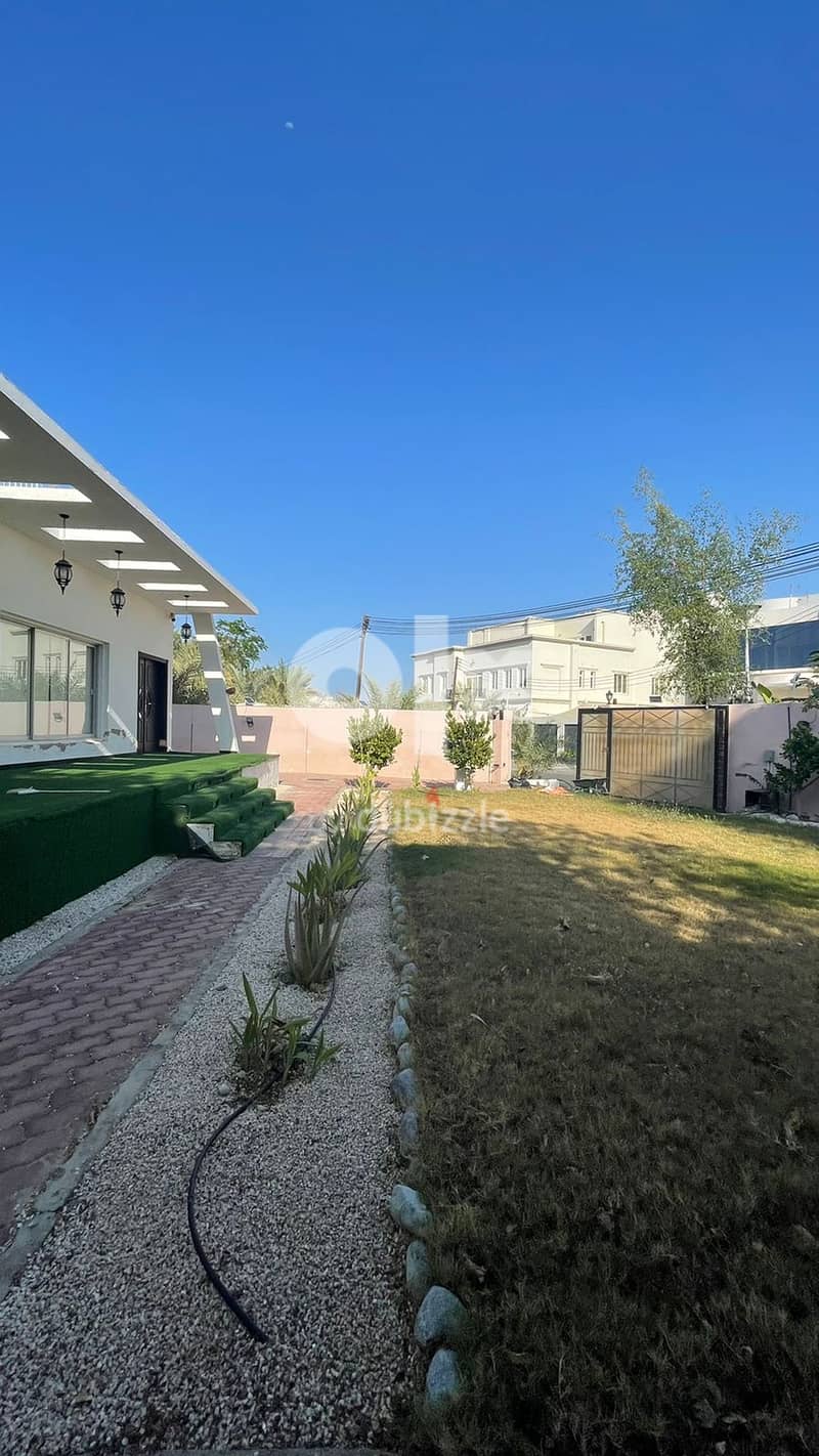 بيت للايجار بموقع جميل في القرم House for rent in a beautiful location 17