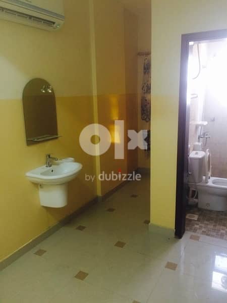 غرفة مفردة ومستقلة للايجار فالخوض السادسةsingle room for rent in koudh 2