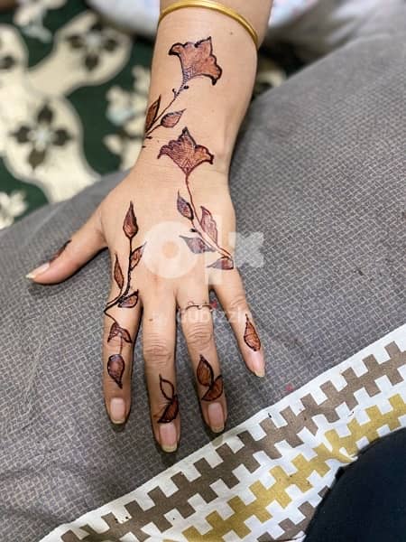Henna available for eid 3