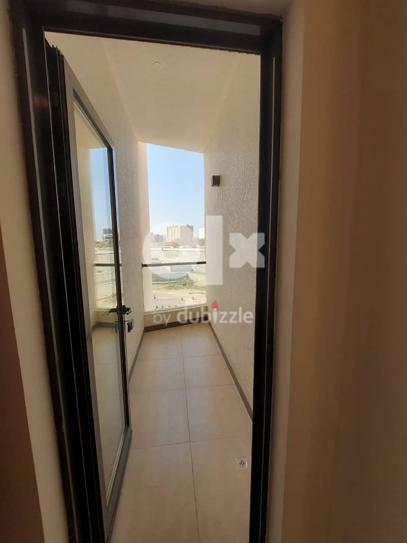 2 BR Quality Flats in Khuwair 42 with Rooftop Pool 7