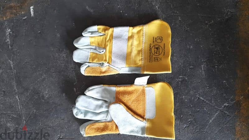 Dotted Gloves, Welding Gloves and Leather Gloves 3