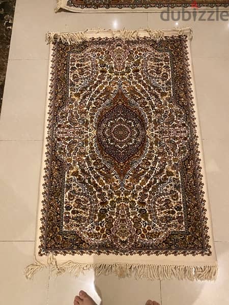 two irani carpets for good price - سجادتين ايرانيات للبيع 5