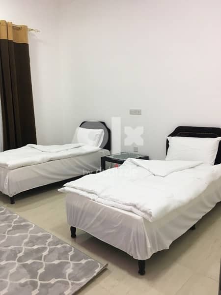 Furnished rooms behind City Center Al-Maalah 0