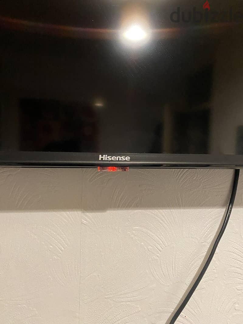 HISENSE H43B7300UK 43-Inch 4K Ultra HD LED Smart TV 0