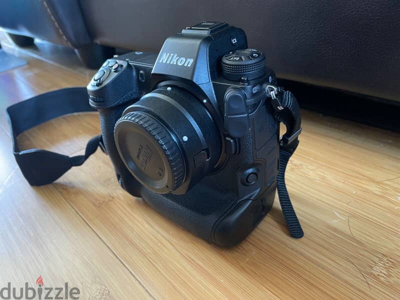 Gently Used Nikon Z9 Mirrorless Camera Two Lenses 1