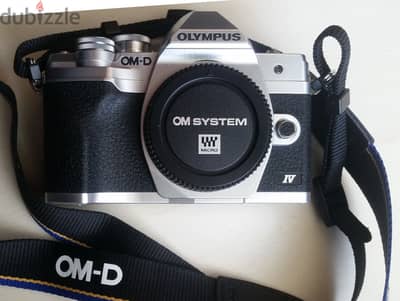 Olympus OM-D E-M10 Mark IV Silver Body Only